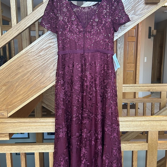 A-line Scoop Illusion Ankle-Length Lace Chiffon Mother of the Bride Dress - Picture 4 of 7